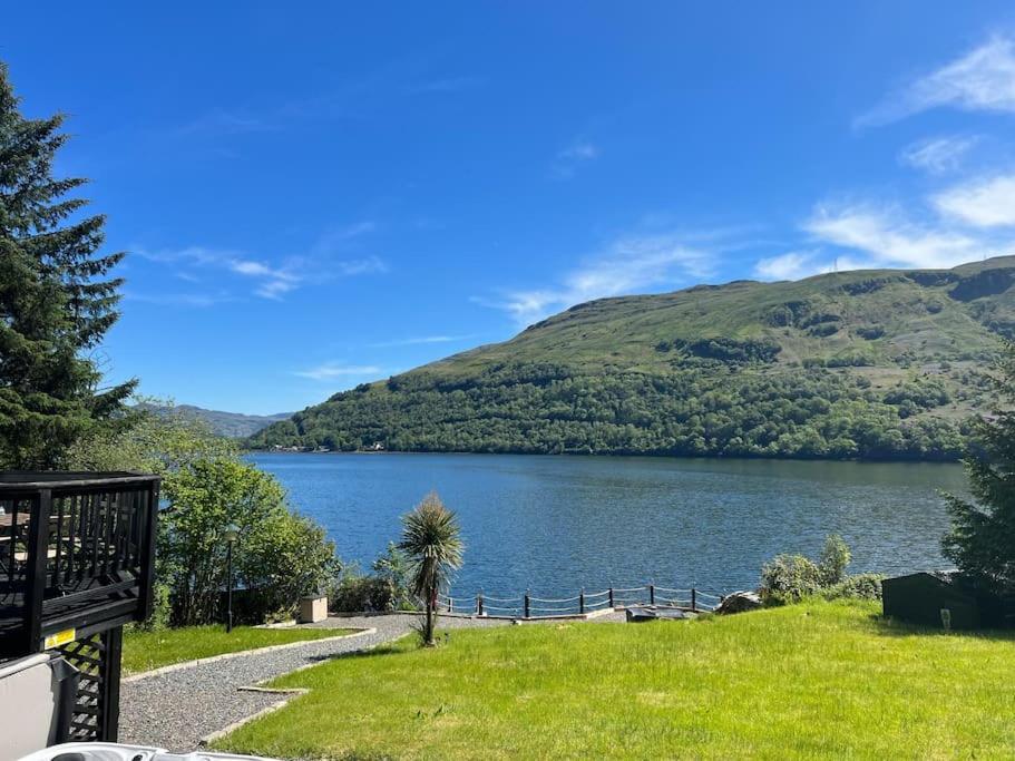 Waterside 3 Bed Cottage, Hot Tub, Sauna, Pvt Beach Arrochar Exteriör bild